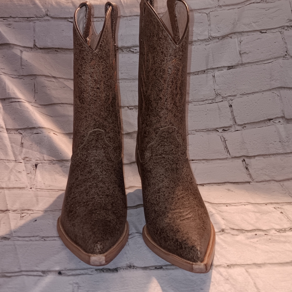 Elegant Brown Heeled Boots for Women
